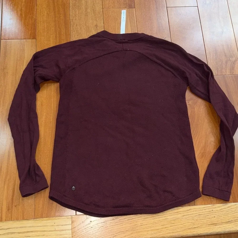 Lululemon Women's Burgundy Long Sleeve Merino‎ Wool Sweater Size 10